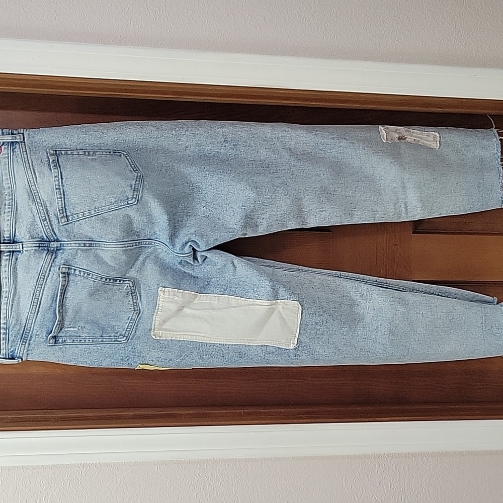 Stylish Distressed Patchwork Jeans - image 5